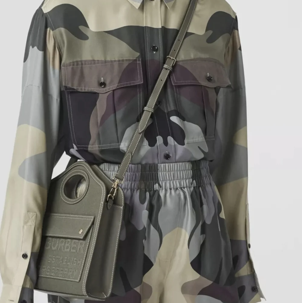 Burberry mini bag - Picture 4 of 5
